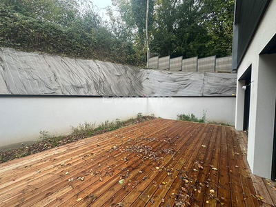 Maison - 200 m² - 6 pièces