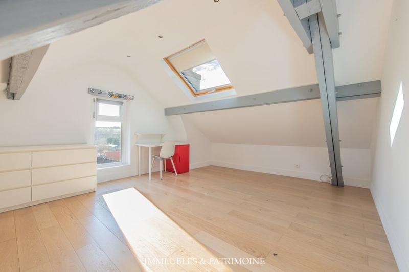 Maison - 194 m² - 6 pièces