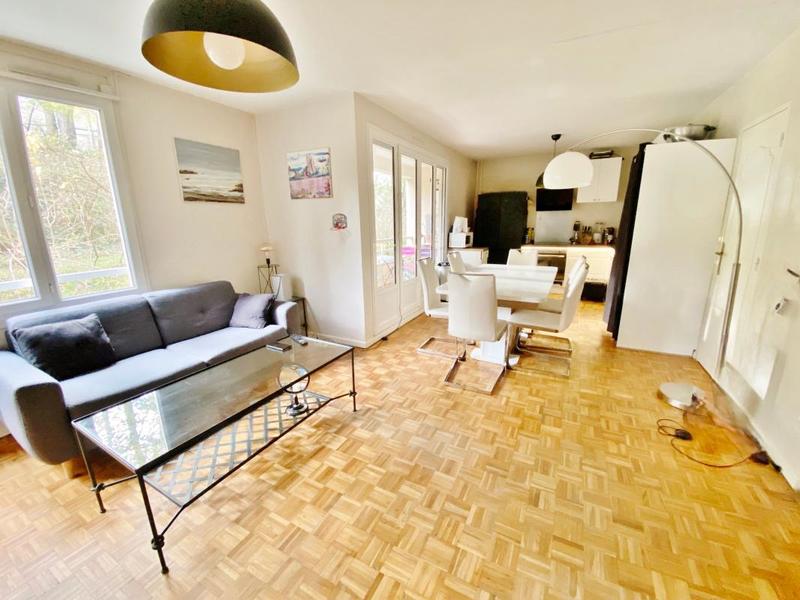 Appartement - 85 m² - 4 pièces