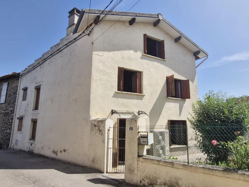 Maison - 109 m² - 4 pièces