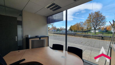 Local d'activités - 127 m²