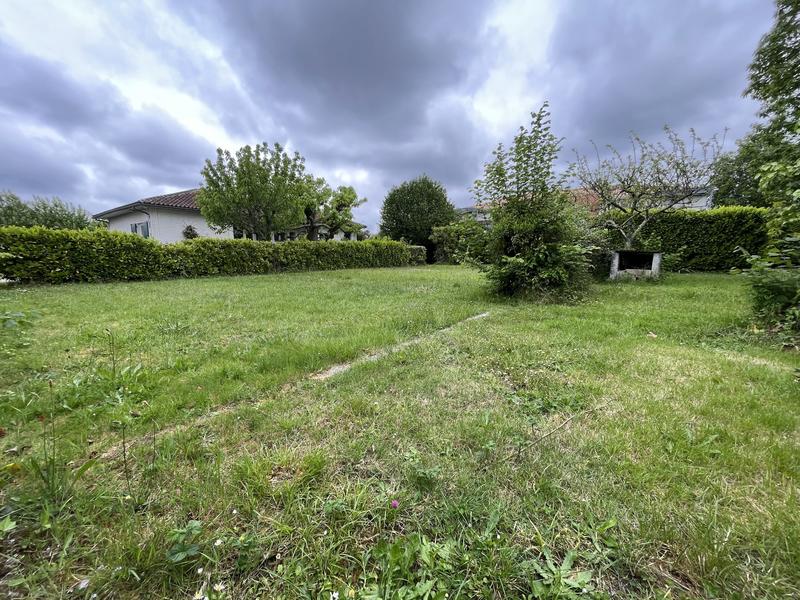 Terrain - 826 m²
