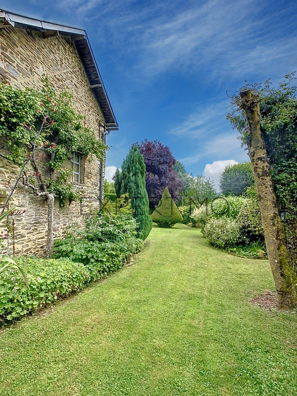 Maison - 159 m² - 7 pièces