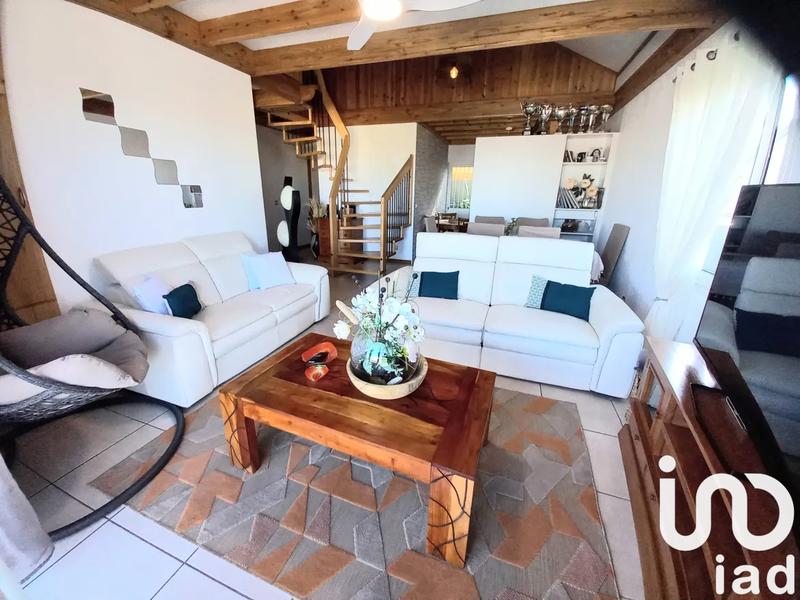 Maison - 100 m² - 5 pièces