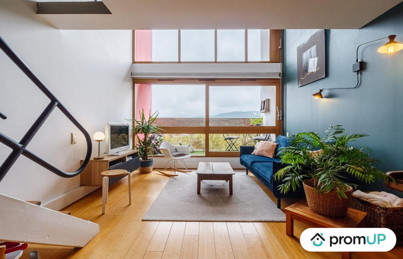 Appartement - 105 m² - 4 pièces