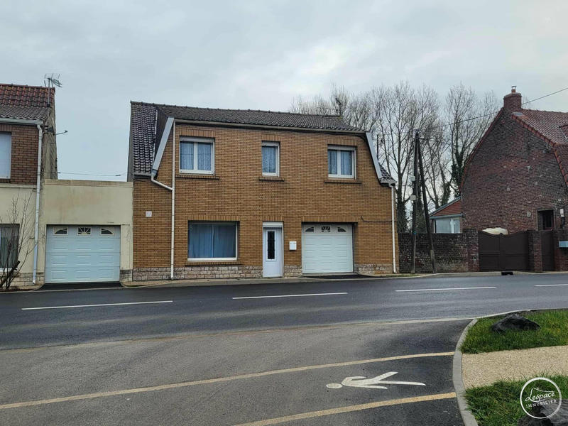 Maison ancienne - 195 m² - 8 pièces