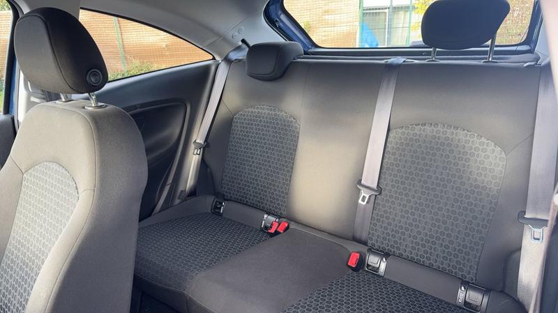 Opel Corsa 1.4 75.0 Enjoy