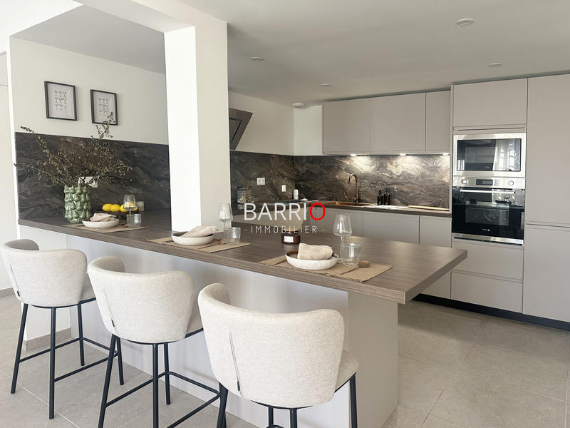 Appartement - 90 m² - 3 pièces