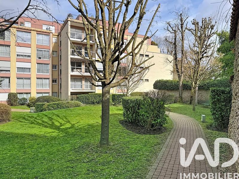 Appartement - 97 m² - 4 pièces