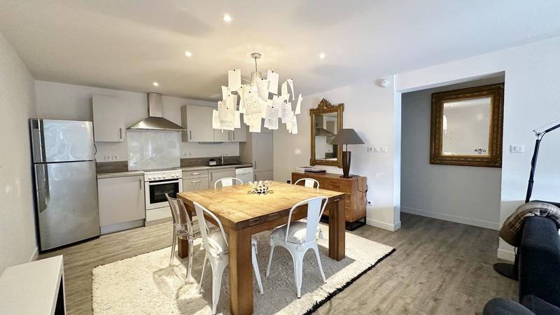 Maison contemporaine - 200 m² - 8 pièces