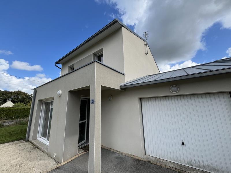 Maison - 85 m² - 5 pièces