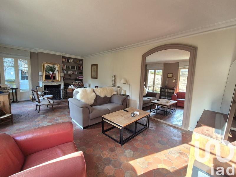 Maison - 180 m² - 7 pièces