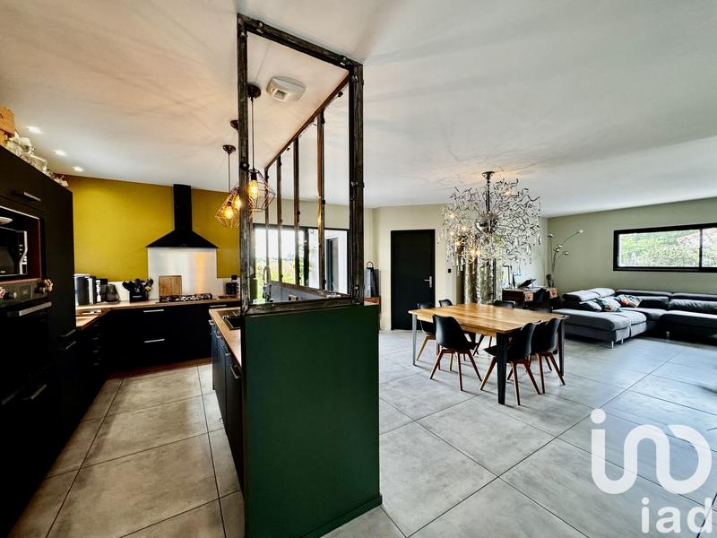 Maison - 135 m² - 5 pièces