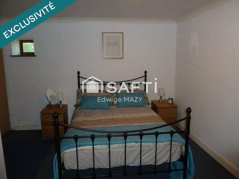 Maison - 233 m² - 7 pièces