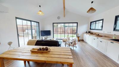 Maison - 190 m² - 8 pièces