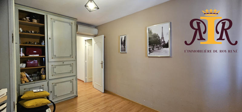 Appartement - 98 m² - 4 pièces