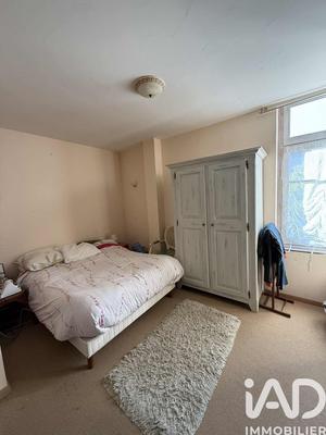 Maison - 211 m² - 9 pièces