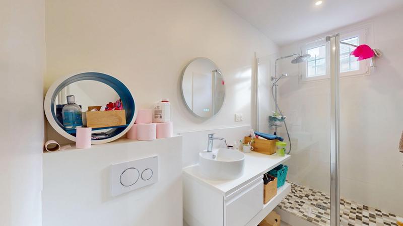 Villa - 185 m² - 6 pièces