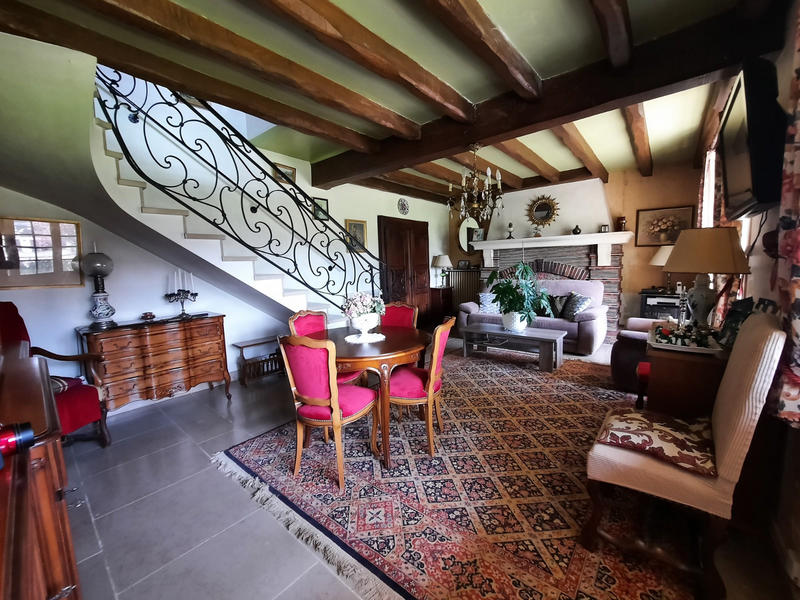 Maison - 145 m² - 5 pièces