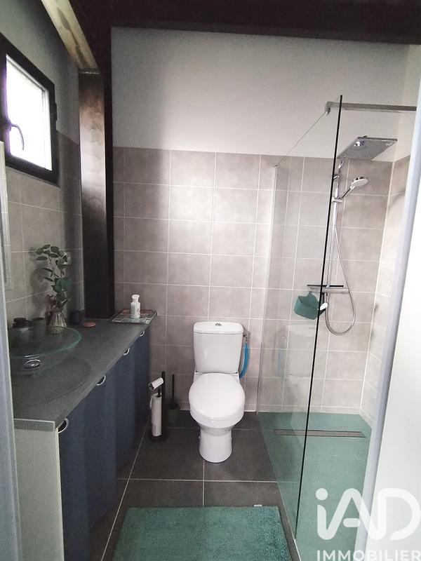 Maison - 166 m² - 4 pièces