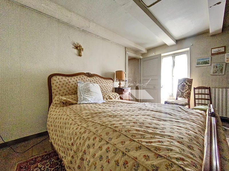 Maison - 98 m² - 5 pièces