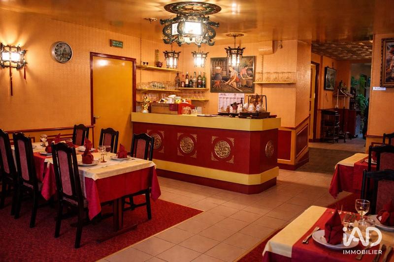 Local commercial - 180 m² - 4 pièces