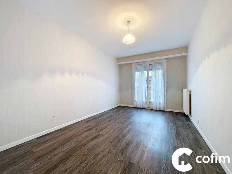 Appartement - 96 m² - 4 pièces