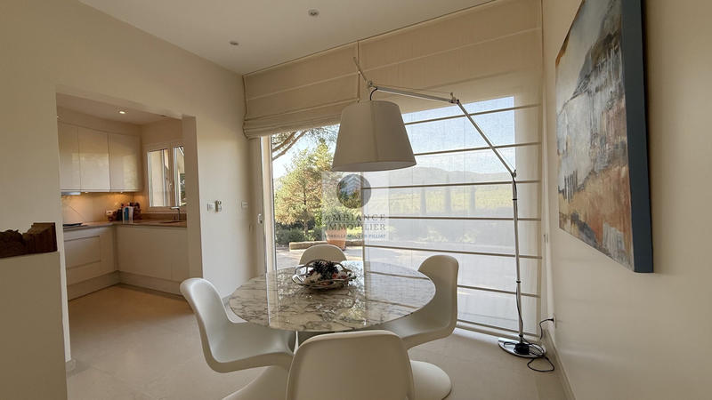 Maison - 172 m² - 6 pièces