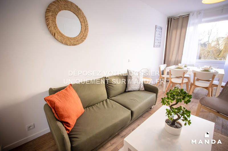 Chambre - 10 m² - 4 pièces