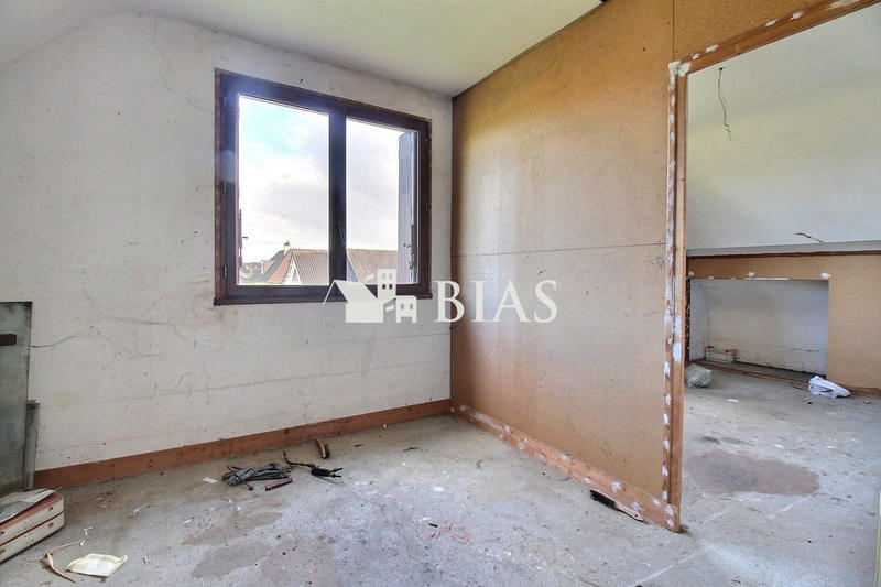 Maison - 135 m² - 8 pièces