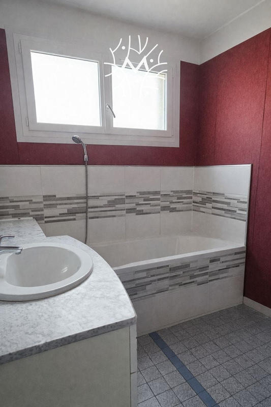 Maison - 82 m² - 3 pièces