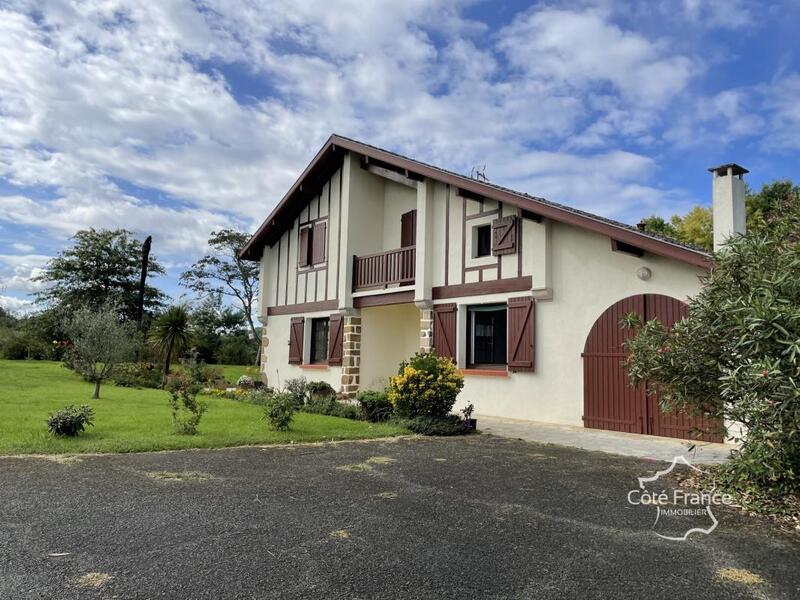 Villa - 187 m² - 7 pièces