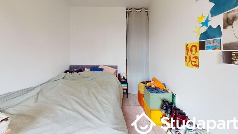 Chambre - 64 m² - 1 pièce