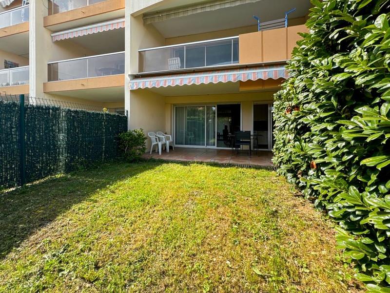 Studio - 30 m² - 1 pièce