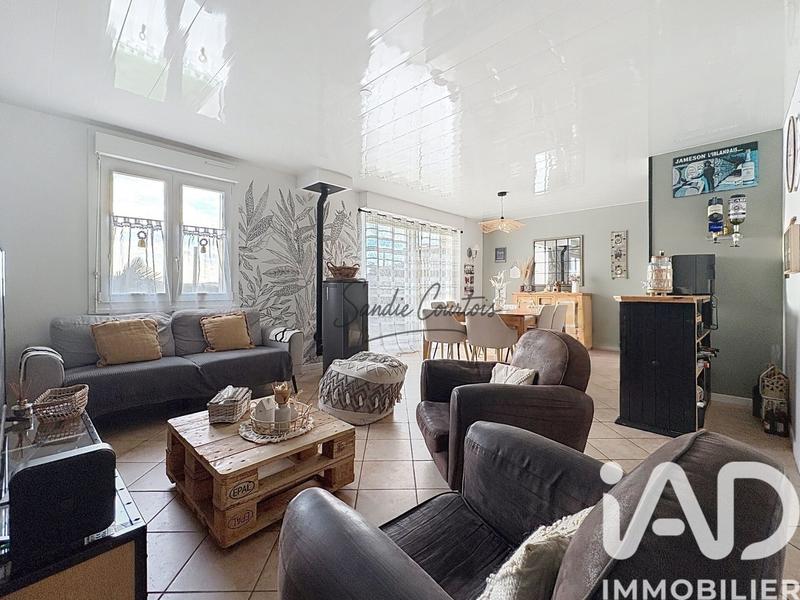 Maison - 90 m² - 4 pièces