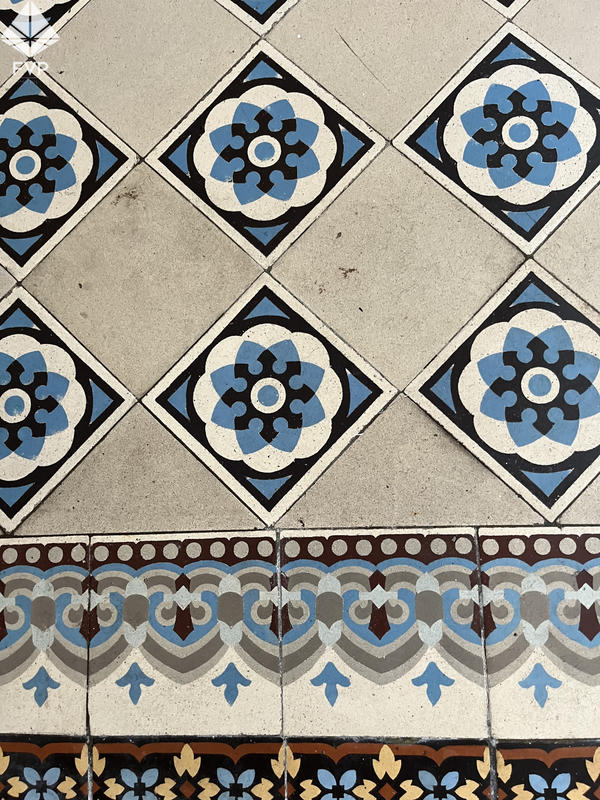 Maison - 97 m² - 6 pièces