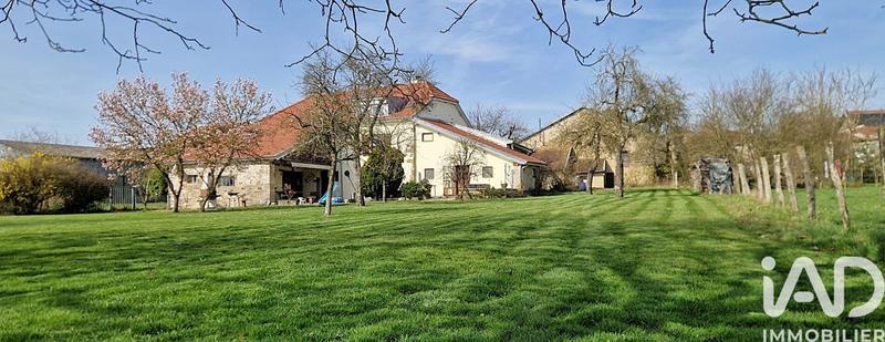 Maison - 330 m² - 9 pièces