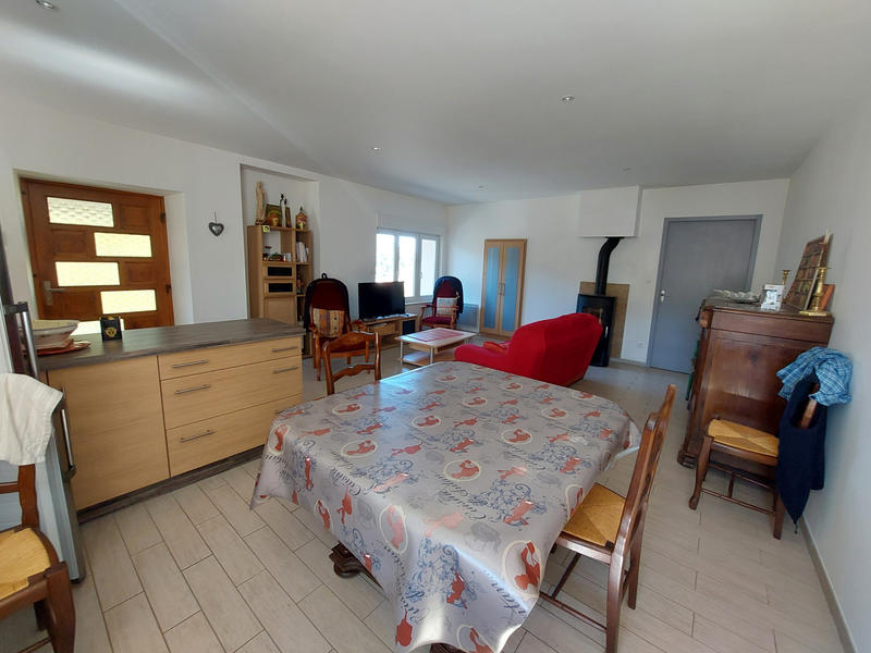 Maison - 140 m² - 8 pièces