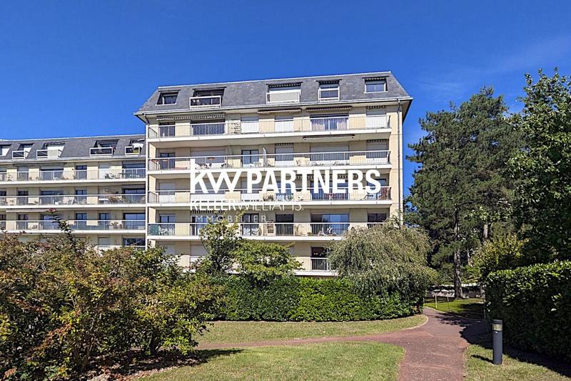 Appartement - 102 m² - 5 pièces