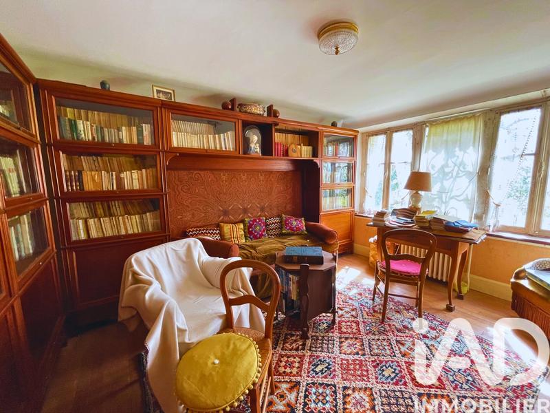 Maison - 187 m² - 10 pièces