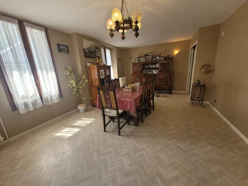 Appartement - 91 m² - 4 pièces