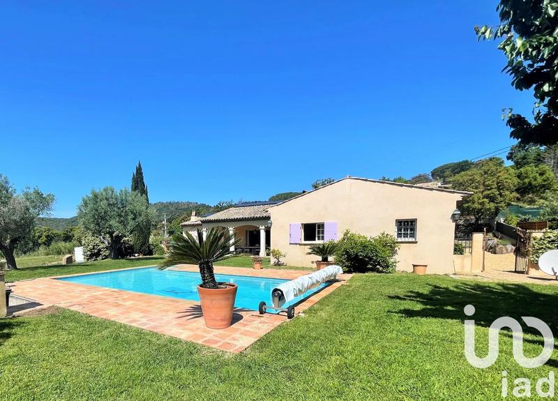 Maison - 200 m² - 5 pièces