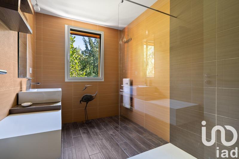 Maison - 183 m² - 6 pièces