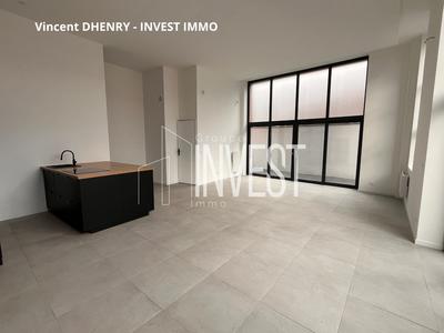 Loft - 120 m² - 3 pièces