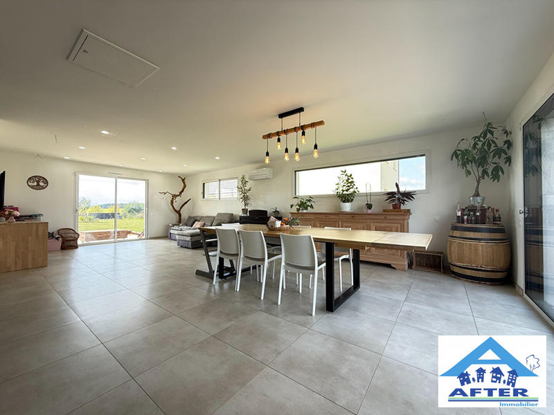 Maison - 193 m² - 7 pièces